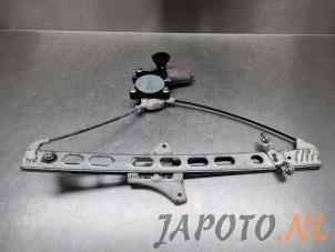 Gebruikte Ruitmechaniek 2Deurs rechts-voor Suzuki Swift (ZA/ZC/ZD) 1.6 Sport VVT 16V Prijs € 39,95 Margeregeling aangeboden door Japoto Parts B.V.