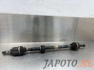Gebruikte Aandrijfas rechts-voor Toyota Avensis Wagon (T27) 1.8 16V VVT-i Prijs € 99,95 Margeregeling aangeboden door Japoto Parts B.V.