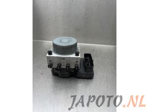 Gebruikte ABS Pomp Toyota Corolla Touring Sport (E21/EH1) 1.8 16V Hybrid Prijs € 157,45 Margeregeling aangeboden door Japoto Parts B.V.