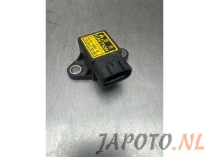 Gebruikte Airbag Sensor Toyota Land Cruiser 90 (J9) 3.0 TD Prijs € 26,24 Margeregeling aangeboden door Japoto Parts B.V.