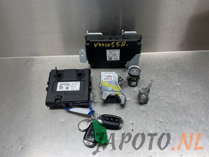 Gebruikte Kontaktslot + computer Hyundai Kona (OS) 64 kWh Prijs € 262,45 Margeregeling aangeboden door Japoto Parts B.V.