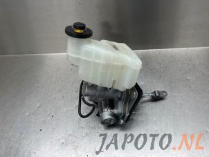 Gebruikte Hoofdremcilinder Kia Niro I (DE) 1.6 GDI PHEV Prijs € 157,45 Margeregeling aangeboden door Japoto Parts B.V.