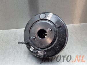 Gebruikte Rembooster Kia Cee'd (JDB5) 1.6 GDI 16V Prijs € 62,95 Margeregeling aangeboden door Japoto Parts B.V.