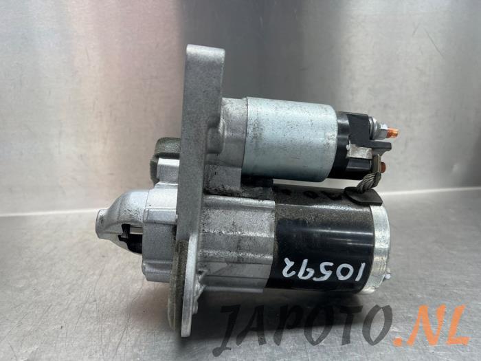 Gebruikte Startmotor Nissan Juke (F16) 1.0 DIG-T 12V Prijs € 41,99 Margeregeling aangeboden door Japoto Parts B.V.