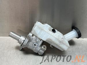 Gebruikte Hoofdremcilinder Nissan Juke (F16) 1.0 DIG-T 12V Prijs € 78,74 Margeregeling aangeboden door Japoto Parts B.V.