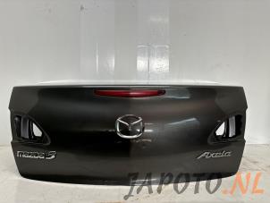 Gebruikte Kofferdeksel Mazda 3 (BL12/BLA2/BLB2) 1.6i MZR 16V Prijs € 157,45 Margeregeling aangeboden door Japoto Parts B.V.