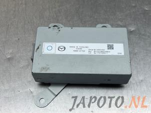 Gebruikte Radio condensator Mazda CX-5 II (KF) 2.0 SkyActiv-G 165 16V 2WD Prijs € 52,49 Margeregeling aangeboden door Japoto Parts B.V.