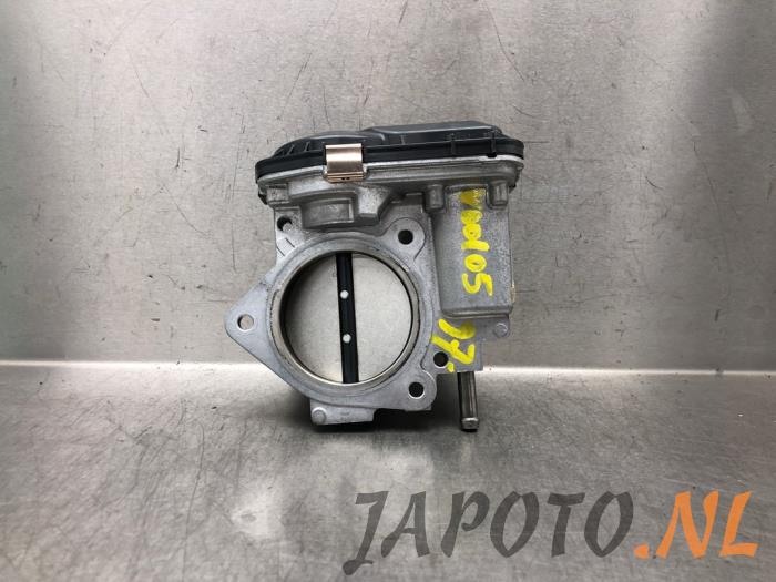 Gebruikte Gasklephuis Toyota Corolla (E21/EA1/EH1) 2.0 16V Hybrid Prijs € 103,95 Margeregeling aangeboden door Japoto Parts B.V.