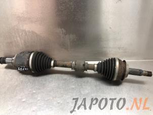 Gebruikte Cardanas links-voor (VWA) Toyota Auris (E15) 1.8 16V HSD Full Hybrid Prijs € 62,95 Margeregeling aangeboden door Japoto Parts B.V.