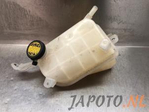 Gebruikte Expansievat Toyota Auris (E15) 1.8 16V HSD Full Hybrid Prijs € 20,99 Margeregeling aangeboden door Japoto Parts B.V.