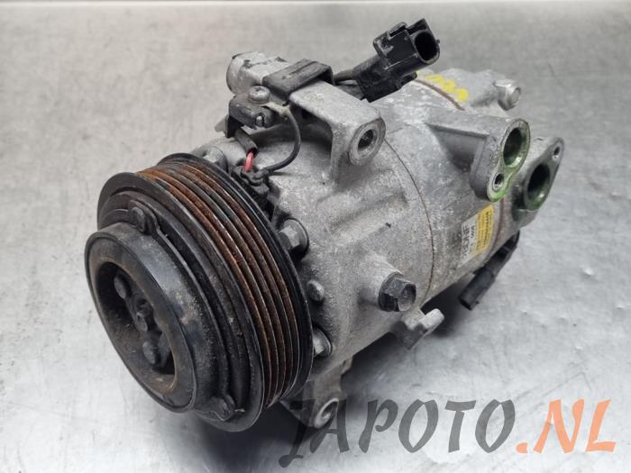 Gebruikte Aircopomp Mazda 3 Sport (BP) 2.0 SkyActiv-X M Hybrid 16V Prijs € 157,49 Margeregeling aangeboden door Japoto Parts B.V.