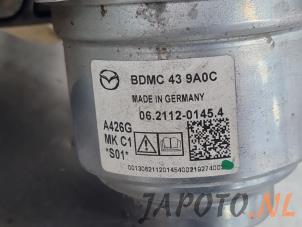 ABS Pomp van een Mazda 3 Sport (BP) 2.0 SkyActiv-X M Hybrid 16V 2020