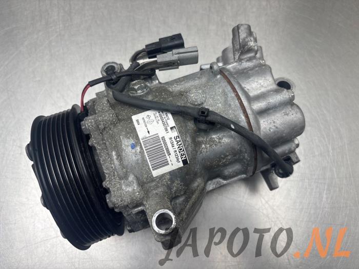 Gebruikte Aircopomp Nissan Juke (F16) 1.0 DIG-T 117 12V Prijs € 262,45 Margeregeling aangeboden door Japoto Parts B.V.