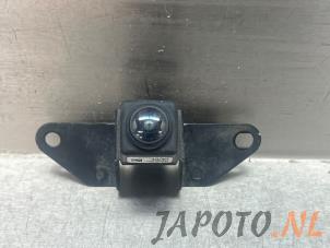 Gebruikte Achteruitrij Camera Nissan Qashqai (J11) 1.2 DIG-T 16V Prijs € 78,74 Margeregeling aangeboden door Japoto Parts B.V.