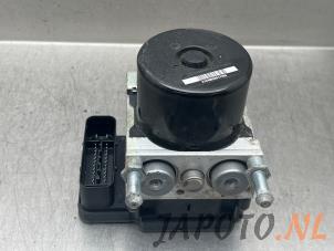 Gebruikte ABS Pomp Subaru Legacy Wagon (BR) 2.5 16V Prijs € 183,70 Margeregeling aangeboden door Japoto Parts B.V.