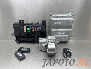 Gebruikte Contactslot + computer Mitsubishi Eclipse Cross (GK/GL) 1.5 Turbo 16V 2WD Prijs € 419,95 Margeregeling aangeboden door Japoto Parts B.V.