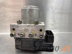 Gebruikte ABS Pomp Honda Jazz (GE6/GE8/GG/GP) 1.4 VTEC 16V Prijs € 78,70 Margeregeling aangeboden door Japoto Parts B.V.