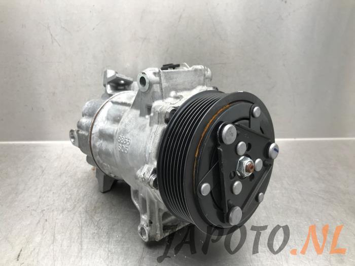 Gebruikte Aircopomp Nissan Juke (F16) 1.0 DIG-T 12V Prijs € 262,45 Margeregeling aangeboden door Japoto Parts B.V.