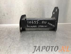 Gebruikte Frontdeel steun Nissan Juke (F16) 1.0 DIG-T 12V Prijs € 26,24 Margeregeling aangeboden door Japoto Parts B.V.