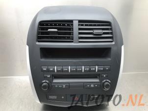 Gebruikte Radio CD Speler Mitsubishi ASX 1.6 MIVEC 16V Prijs € 157,45 Margeregeling aangeboden door Japoto Parts B.V.