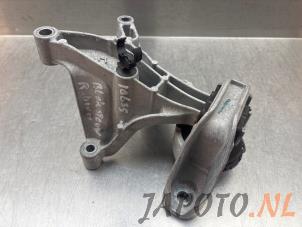 Gebruikte Motorsteun Nissan Juke (F16) 1.0 DIG-T 12V Prijs € 52,49 Margeregeling aangeboden door Japoto Parts B.V.