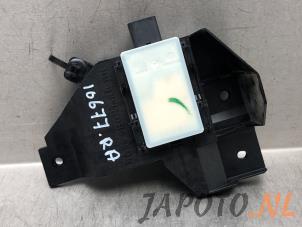 Gebruikte Radar sensor Kia Sportage (NQ5E) 1.6 T-GDi PHEV 16V AWD Prijs € 208,95 Margeregeling aangeboden door Japoto Parts B.V.
