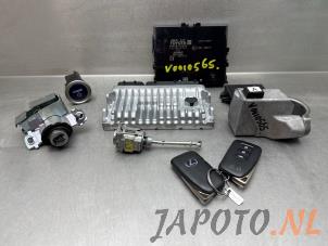 Gebruikte Kontaktslot + computer Lexus IS (E3) 300h 2.5 16V Prijs € 419,99 Margeregeling aangeboden door Japoto Parts B.V.