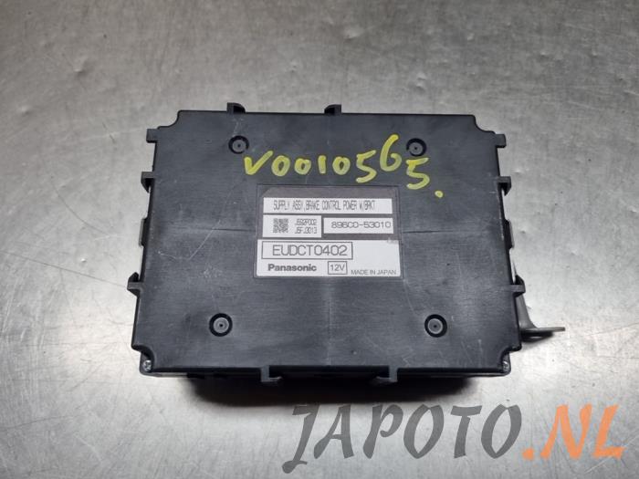 Gebruikte Computer ABS Lexus IS (E3) 300h 2.5 16V Prijs € 104,95 Margeregeling aangeboden door Japoto Parts B.V.