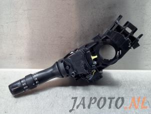 Gebruikte Licht Schakelaar Toyota Avensis (T27) 1.8 16V VVT-i Prijs € 34,95 Margeregeling aangeboden door Japoto Parts B.V.