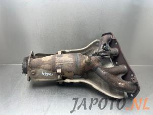 Gebruikte Uitlaatspruitstuk + katalysator Toyota Avensis Wagon (T25/B1E) 1.8 16V VVT-i Prijs € 199,95 Margeregeling aangeboden door Japoto Parts B.V.