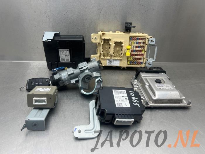 Gebruikte Kontaktslot + computer Kia Picanto (JA) 1.0 12V Prijs € 209,95 Margeregeling aangeboden door Japoto Parts B.V.