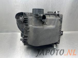 Gebruikte Luchtfilterhuis Lexus CT 200h 1.8 16V Prijs € 78,70 Margeregeling aangeboden door Japoto Parts B.V.