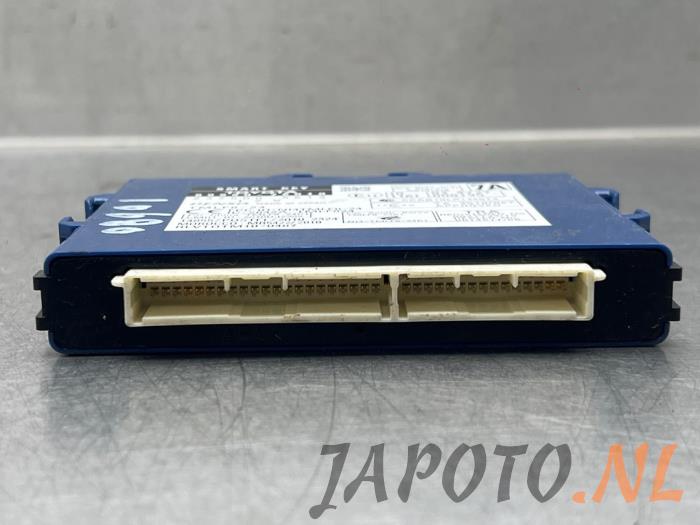 Smart entry computer van een Lexus CT 200h 1.8 16V 2011