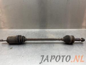 Gebruikte Aandrijfas links-achter Toyota Urban Cruiser 1.4 D-4D AWD Prijs € 78,70 Margeregeling aangeboden door Japoto Parts B.V.