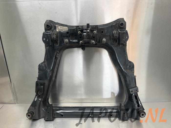 Gebruikte Subframe Nissan Leaf (ZE1) 39/40kWh Prijs € 288,75 Margeregeling aangeboden door Japoto Parts B.V.