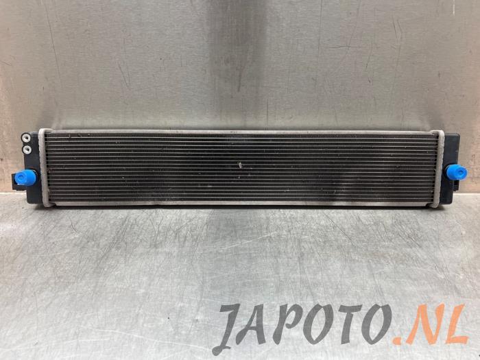 Gebruikte Radiateur Toyota RAV4 (A5) 2.5 Hybrid 16V AWD Prijs € 104,95 Margeregeling aangeboden door Japoto Parts B.V.