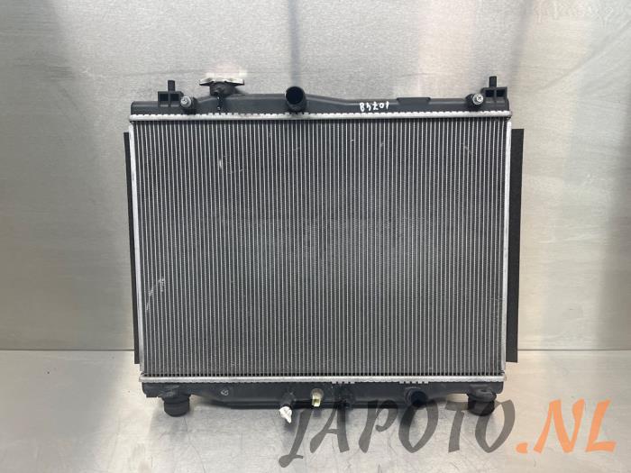 Gebruikte Radiateur Honda Jazz (GK/GP) 1.3 -i-VTEC 16V Prijs € 94,45 Margeregeling aangeboden door Japoto Parts B.V.