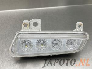 Gebruikte Dagrijverlichting rechts Honda Jazz (GK/GP) 1.3 -i-VTEC 16V Prijs € 78,70 Margeregeling aangeboden door Japoto Parts B.V.