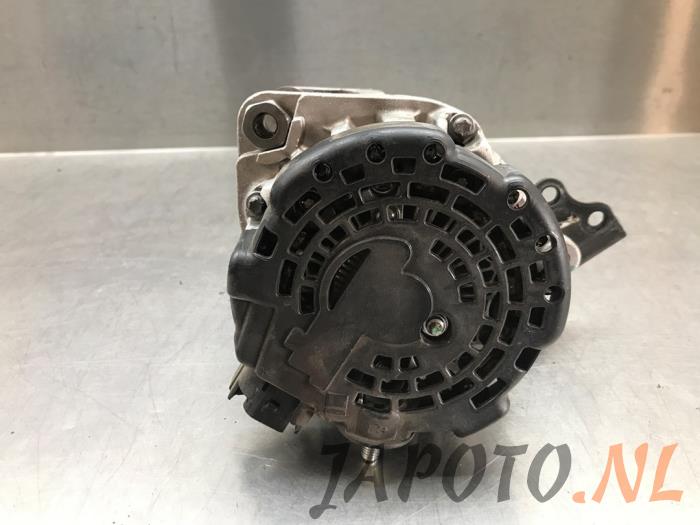 Dynamo van een Kia Rio IV (YB) 1.0i T-GDi 120 12V 2017