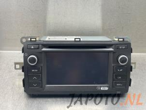 Gebruikte Display Multi Media regelunit Toyota Auris (E18) 1.8 16V Hybrid Prijs € 262,45 Margeregeling aangeboden door Japoto Parts B.V.