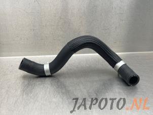Gebruikte Radiateurslang Kia Niro II (SG2) 1.6 GDI Hybrid Prijs € 26,20 Margeregeling aangeboden door Japoto Parts B.V.