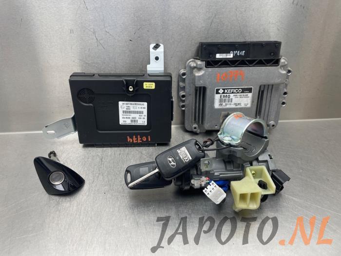 Gebruikte Kontaktslot + computer Hyundai i30 (GDHB5) 1.6 GDI Blue 16V Prijs € 104,99 Margeregeling aangeboden door Japoto Parts B.V.