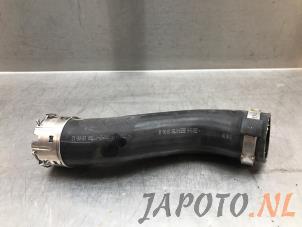 Gebruikte Intercooler Slang Hyundai i20 (BC3) 1.0 T-GDI 100 Mild Hybrid 48V 12V Prijs € 52,45 Margeregeling aangeboden door Japoto Parts B.V.