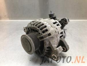 Gebruikte Dynamo Toyota Yaris II (P9) 1.4 D-4D Prijs € 52,45 Margeregeling aangeboden door Japoto Parts B.V.