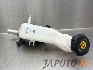 Gebruikte Hoofdremcilinder Hyundai i20 (BC3) 1.0 T-GDI 100 Mild Hybrid 48V 12V Prijs € 52,45 Margeregeling aangeboden door Japoto Parts B.V.