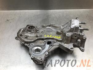 Gebruikte Distributiedeksel Kia Rio IV (YB) 1.0i T-GDi 100 12V Prijs € 99,70 Margeregeling aangeboden door Japoto Parts B.V.