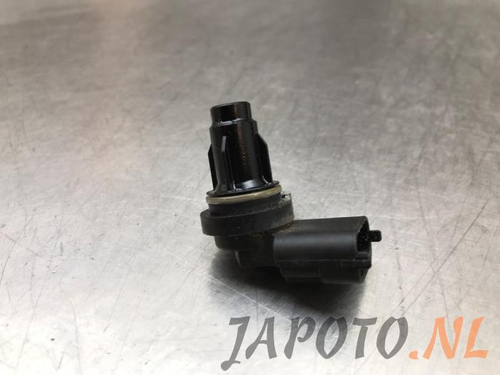 Gebruikte Nokkenas Sensor Kia Rio IV (YB) 1.0i T-GDi 100 12V Prijs € 15,70 Margeregeling aangeboden door Japoto Parts B.V.