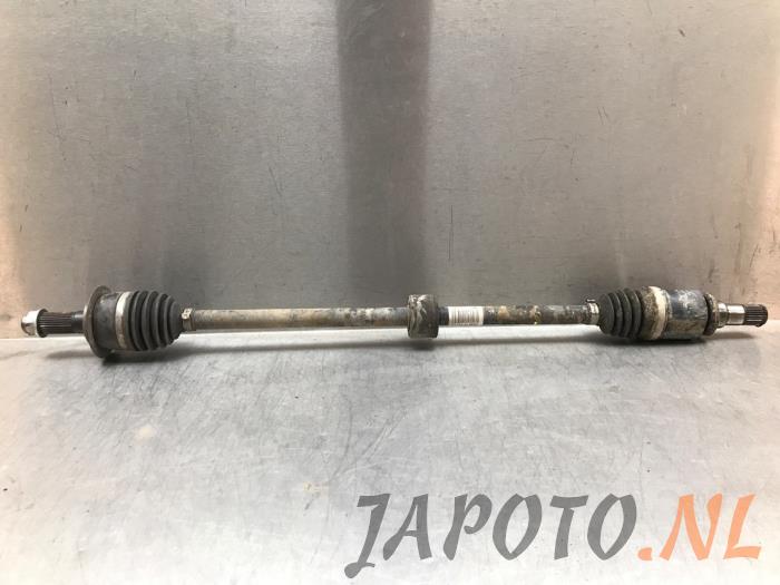 Gebruikte Steekas rechts-voor Suzuki SX4 S-Cross (JY) 1.6 16V Prijs € 78,74 Margeregeling aangeboden door Japoto Parts B.V.