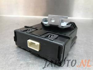 Gebruikte Computer Koeling Nissan Leaf (ZE1) 39/40kWh Prijs € 36,70 Margeregeling aangeboden door Japoto Parts B.V.