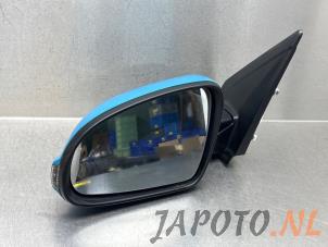 Gebruikte Buitenspiegel links Hyundai Kona (OS) 39 kWh Prijs € 209,99 Margeregeling aangeboden door Japoto Parts B.V.
